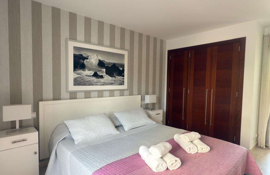 Two-bedroom apartment with pool for long-term rental in Llenaire, Pollensa, Mallorca